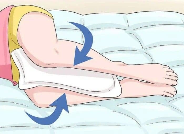 The little-known benefits of putting a pillow between your knees at night